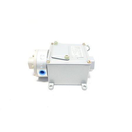 Custom Control Sensors Differential 14In 0818PSI 125250480VAc 125VDC Pressure Switch, 604D1 604D1